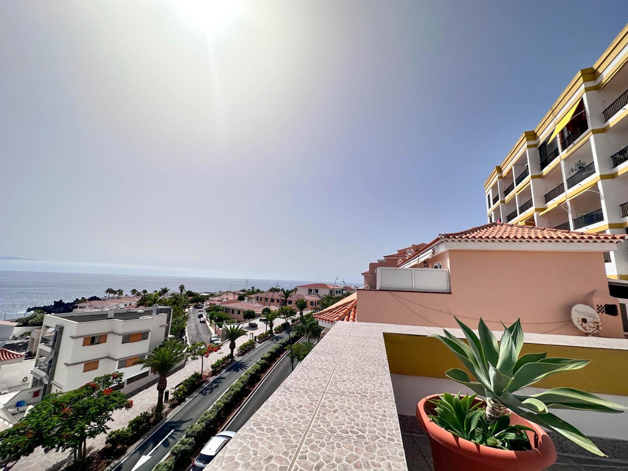 Black Sand Holiday Home Puerto de Santiago  Exterior photo